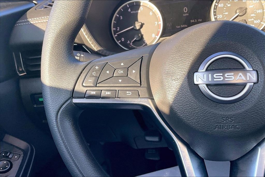 Used 2024 Nissan Sentra SV image 17