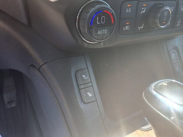 Used 2018 GMC Acadia SLE w/ LPO, Floor Liner Package AWD/4WD image 26