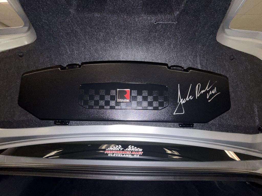Used 2010 Ford Mustang GT Premium RWD image 9