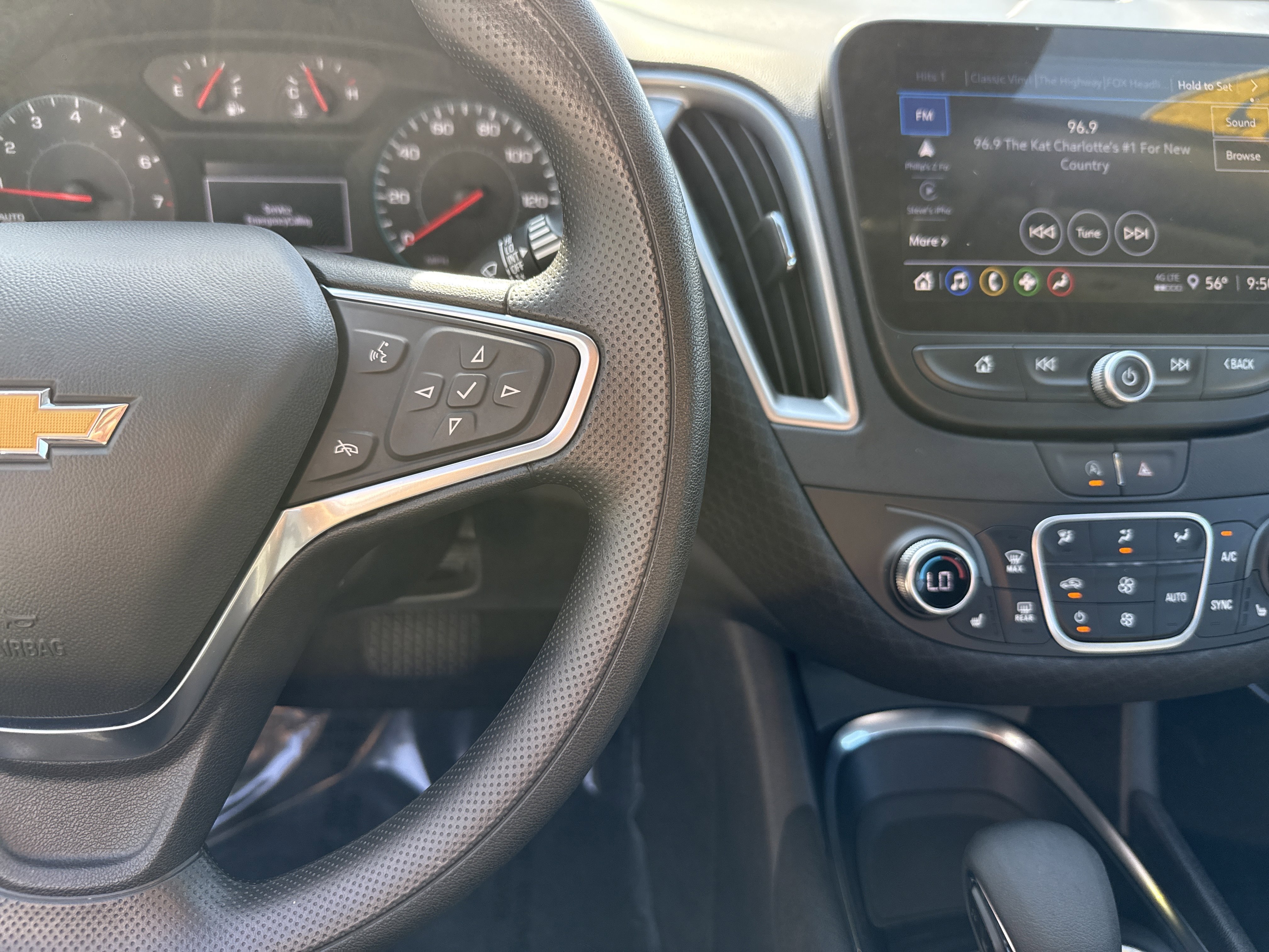 Used 2025 Chevrolet Malibu LT FWD image 20