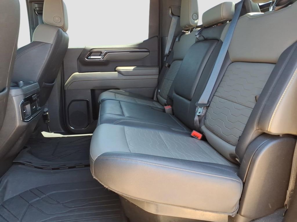 Used 2022 Chevrolet Silverado 1500 ZR2 w/ Technology Package AWD/4WD image 25