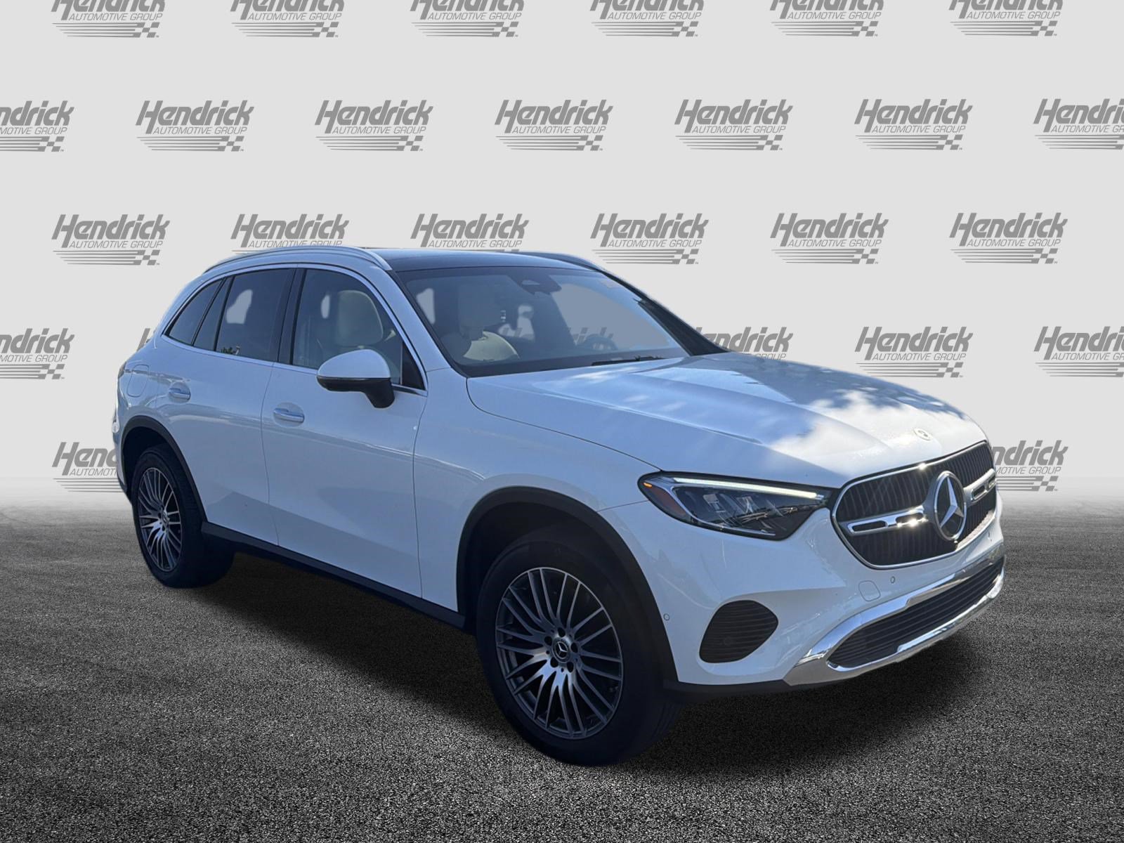 Certified 2023 Mercedes-Benz GLC 300 4MATIC image 2