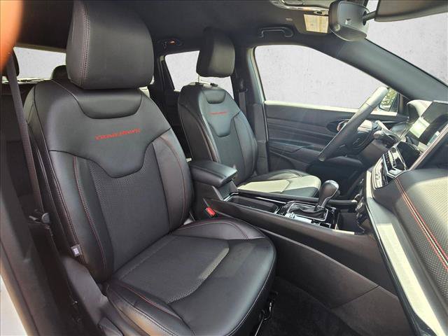 Used 2026 Jeep Compass Trailhawk AWD/4WD image 19