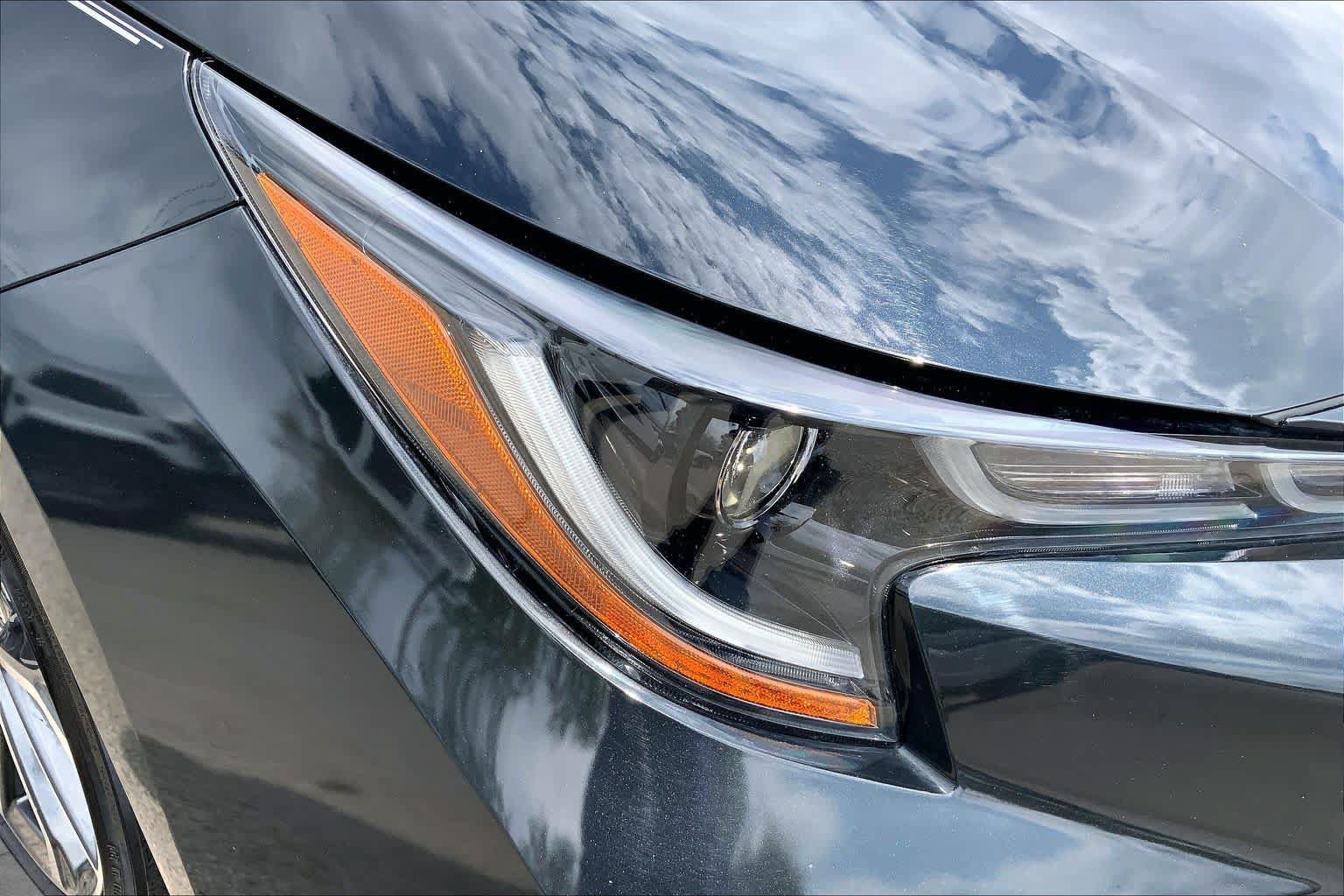 Used 2020 Toyota Corolla SE FWD image 28