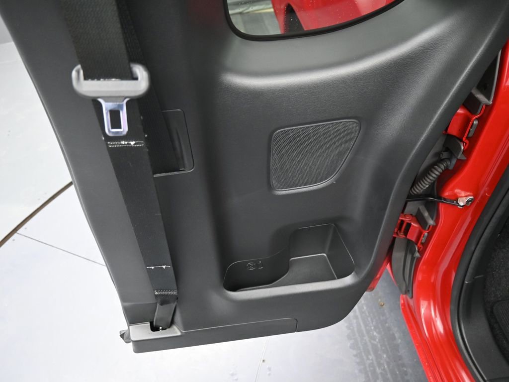 Used 2022 Nissan Frontier SV image 26