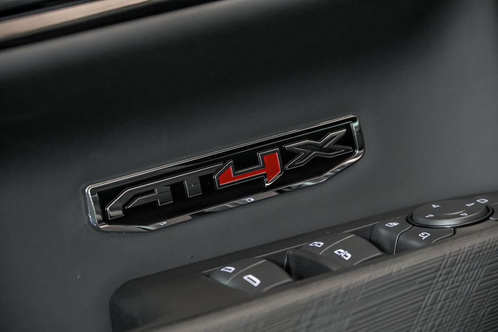 New 2026 GMC Sierra 1500 AT4X w/ LPO, Black Badging Package AWD/4WD image 8