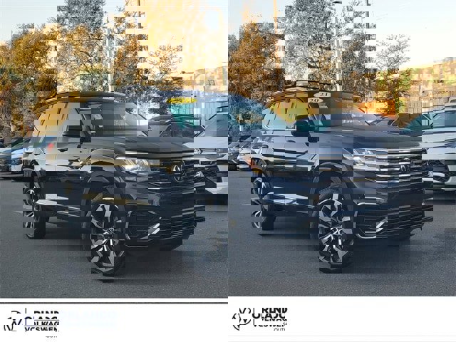 Used 2021 Volkswagen Atlas SEL R-Line image 1