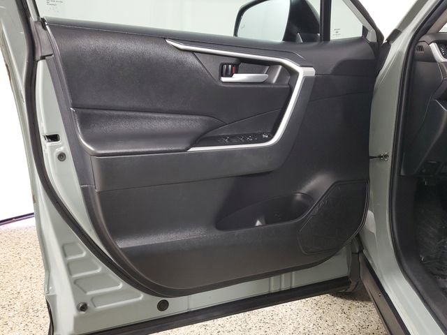 Used 2023 Toyota RAV4 XLE image 21