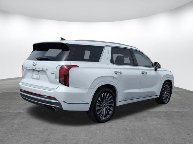 Used 2023 Hyundai Palisade Calligraphy image 4