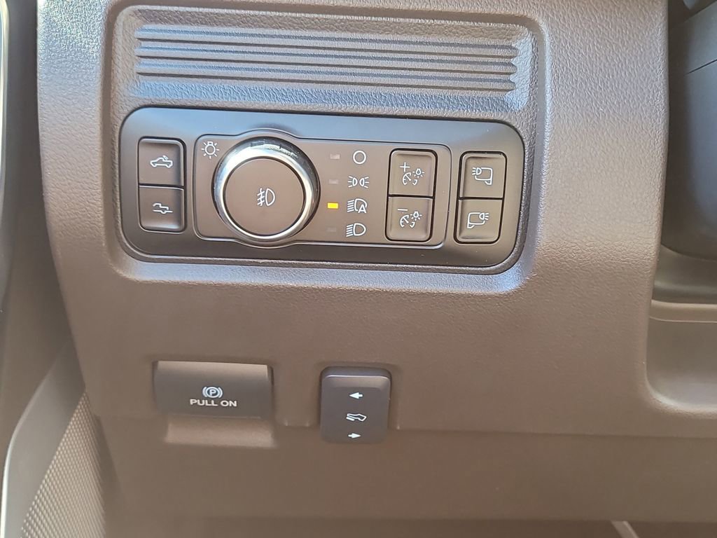 New 2026 Ford F350 King Ranch w/ Chrome Package image 29