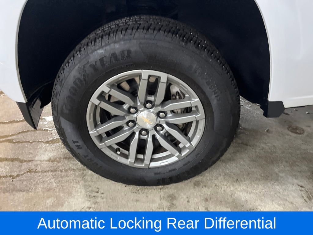 Used 2023 Chevrolet Colorado LT image 32