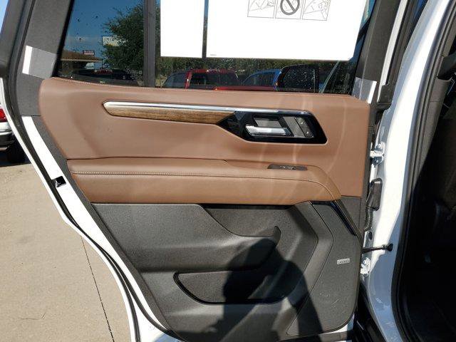 New 2026 Chevrolet Tahoe High Country image 15