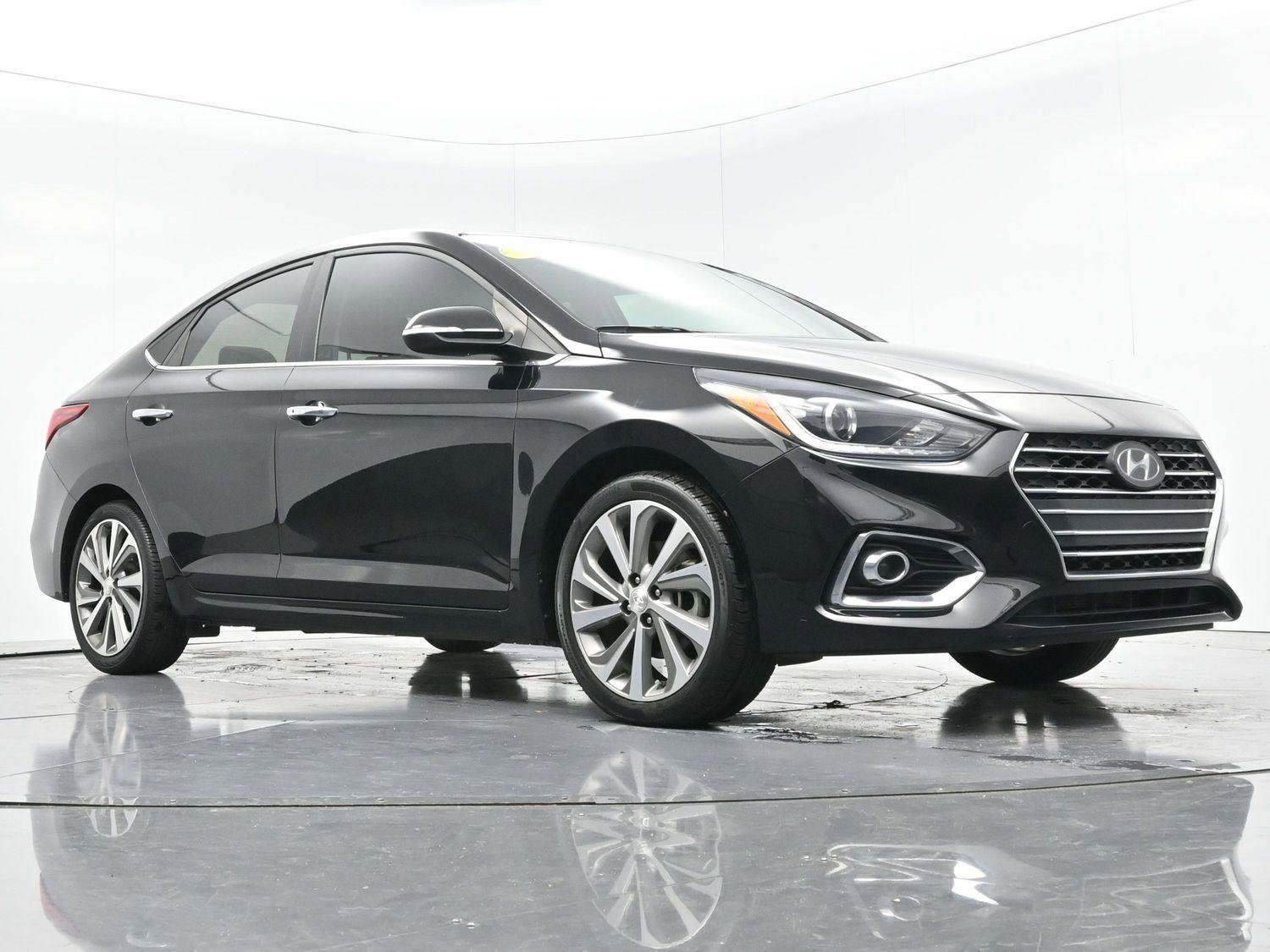 Used 2021 Hyundai Accent Limited image 44