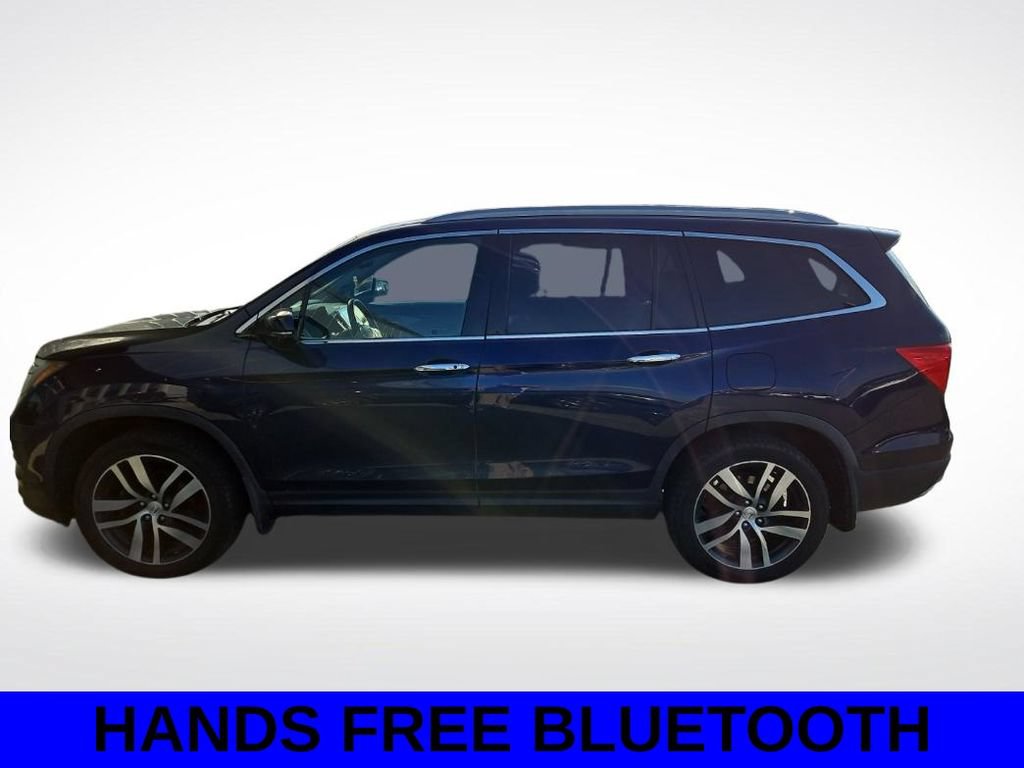 Used 2017 Honda Pilot Touring image 5
