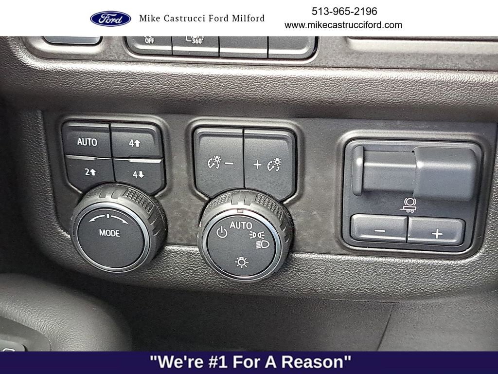 Used 2024 Chevrolet Tahoe RST w/ Luxury Package image 16