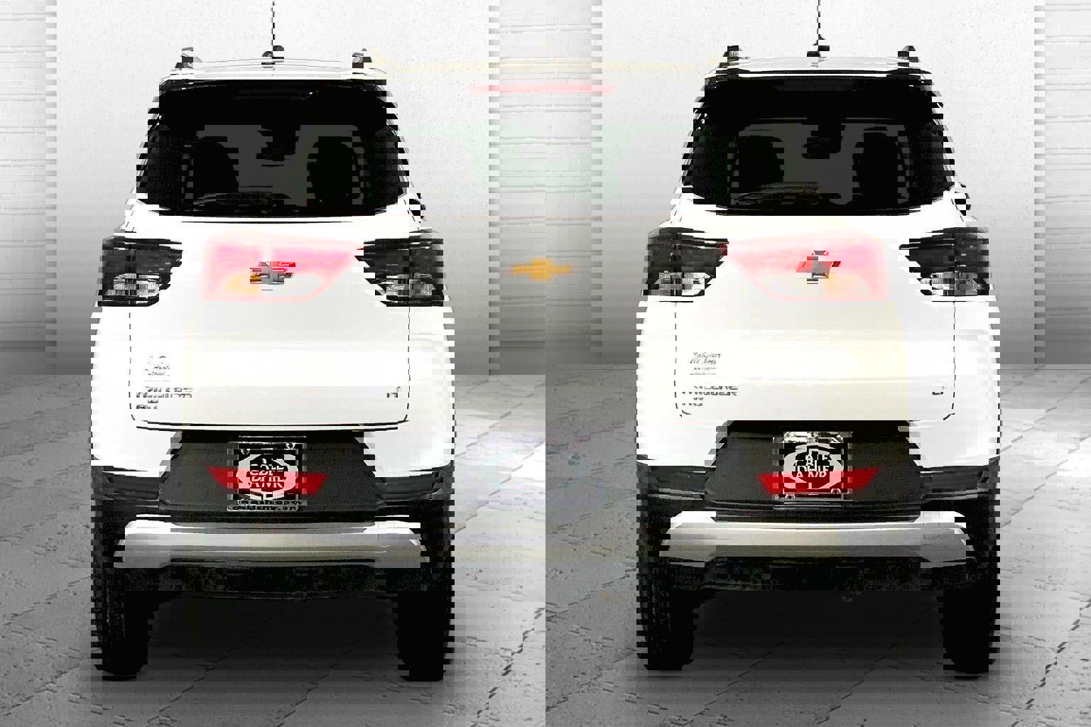 Used 2025 Chevrolet TrailBlazer LT AWD/4WD image 3