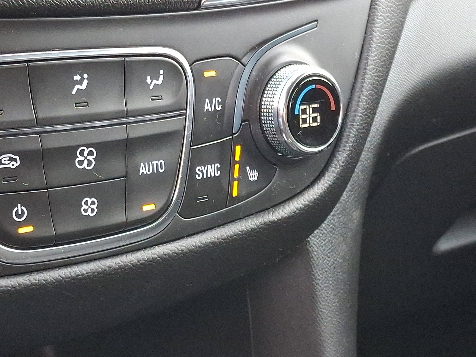 Certified 2022 Chevrolet Equinox LT image 23