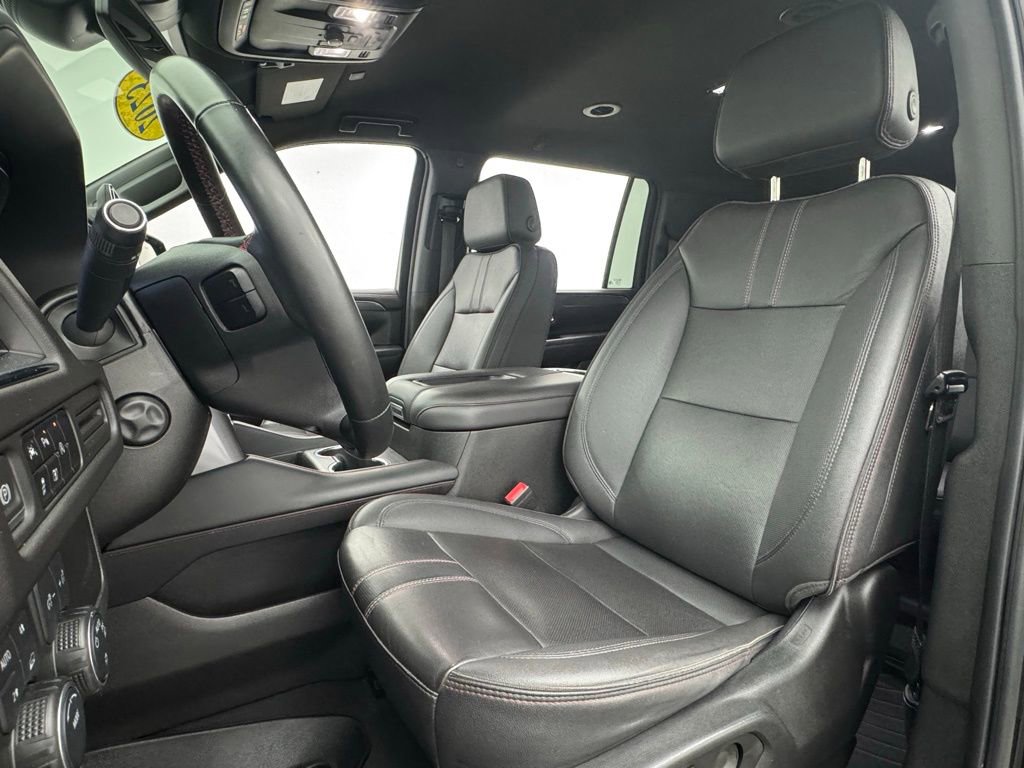 Used 2023 Chevrolet Suburban RST w/ Luxury Package image 20