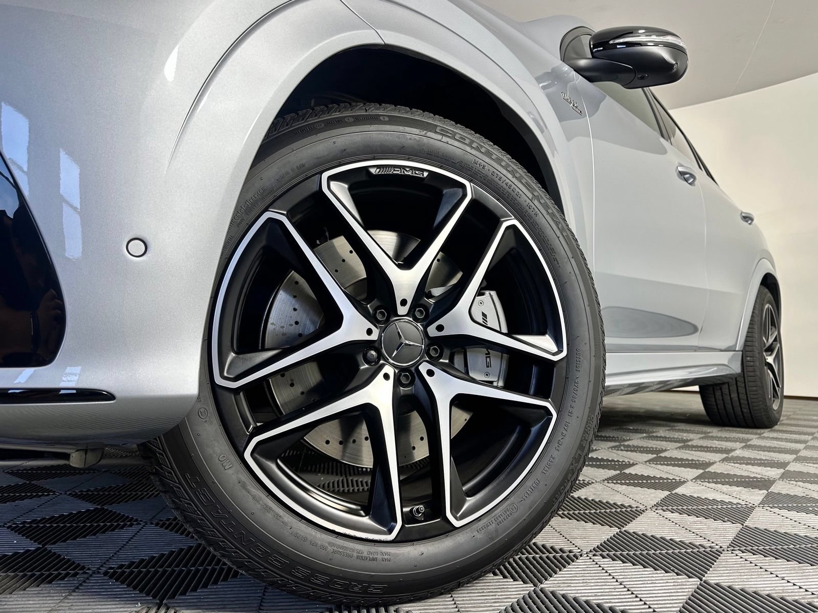 Used 2025 Mercedes-Benz GLE 53 AMG 4MATIC Coupe image 9