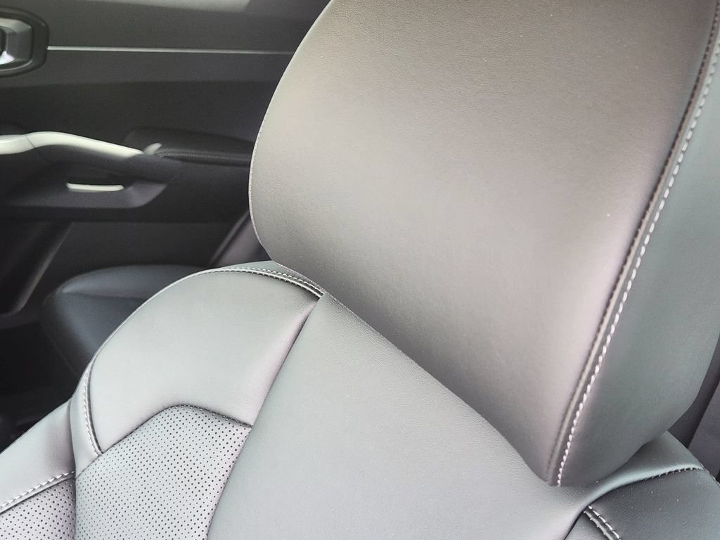 New 2026 Kia Sorento S w/ S Panoramic Sunroof Package FWD image 14