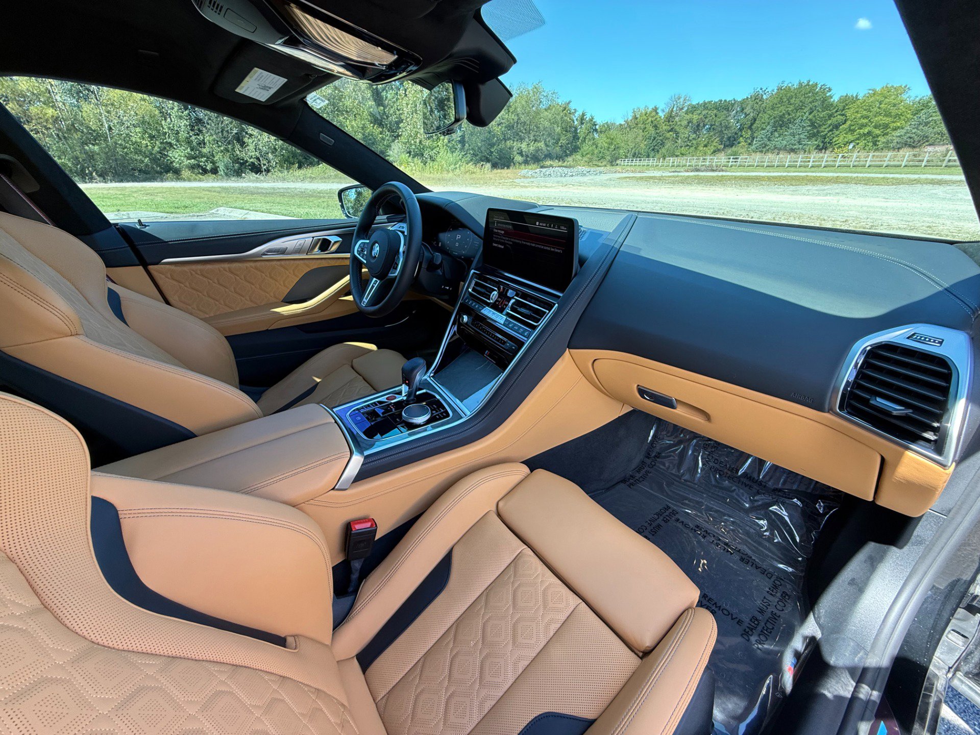 Used 2025 BMW M8 Competition image 21