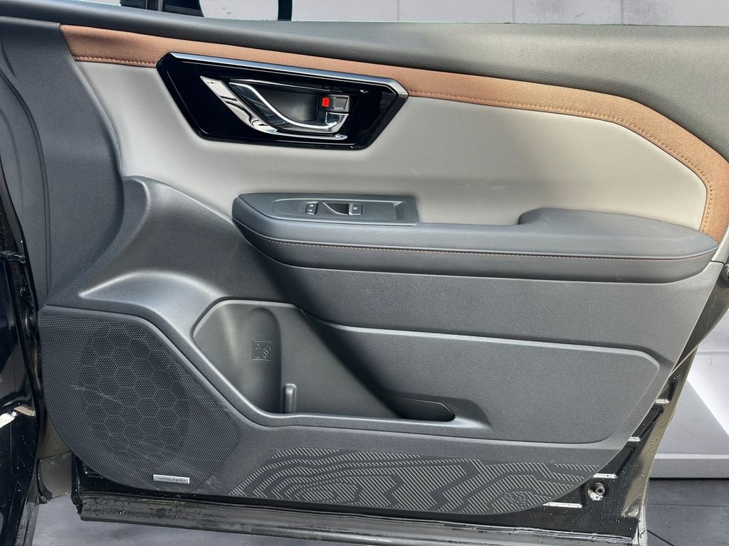 Used 2025 Subaru Forester Sport image 15