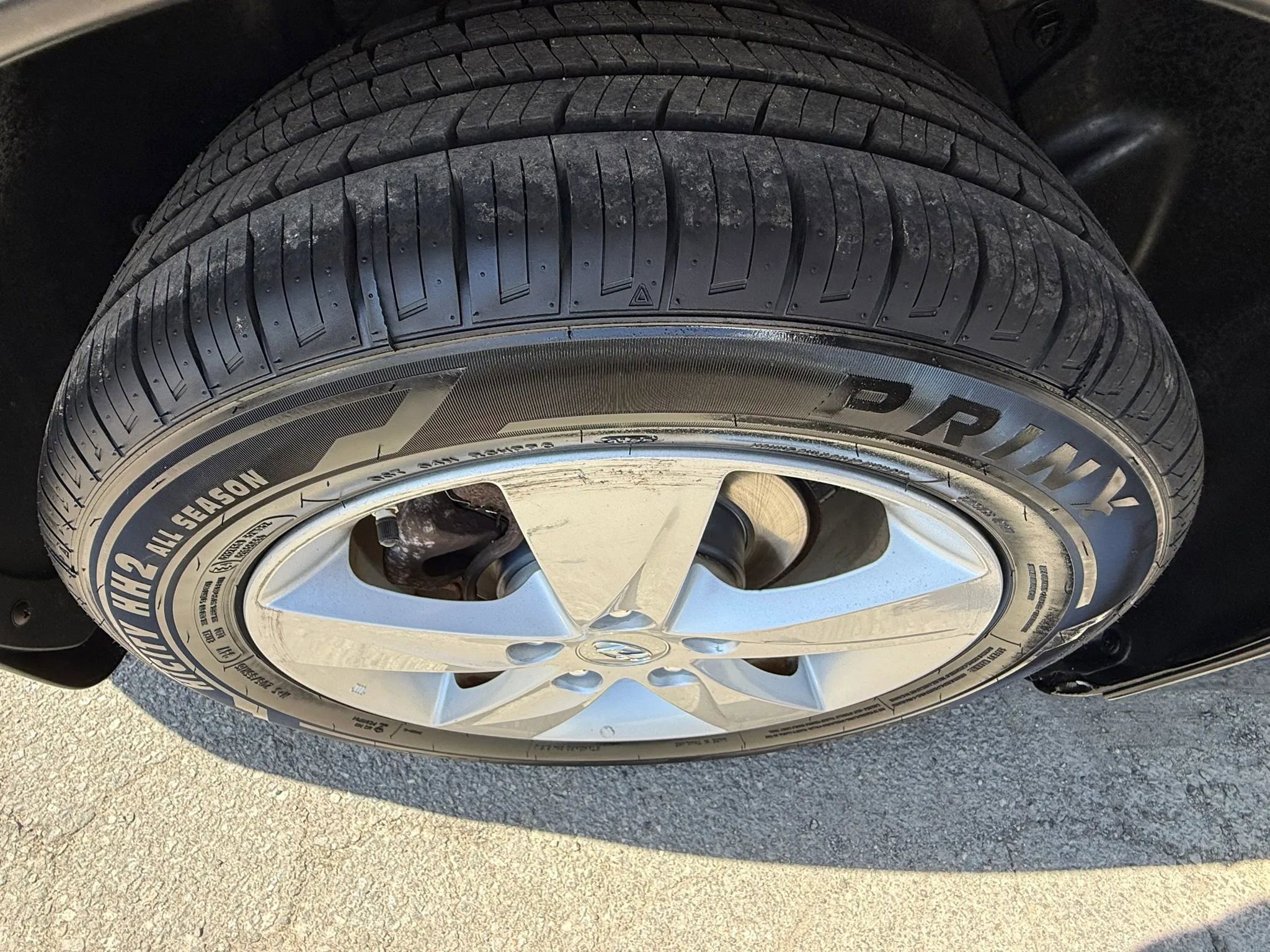 Used 2013 Hyundai Elantra GLS w/ Preferred Pkg FWD image 37