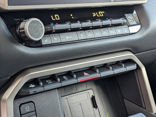Used 2022 Toyota Tundra Limited AWD/4WD image 8