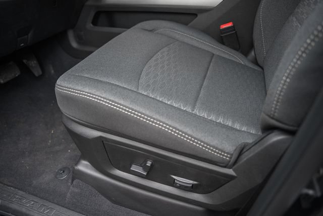 New 2026 RAM 3500 Big Horn AWD/4WD image 46