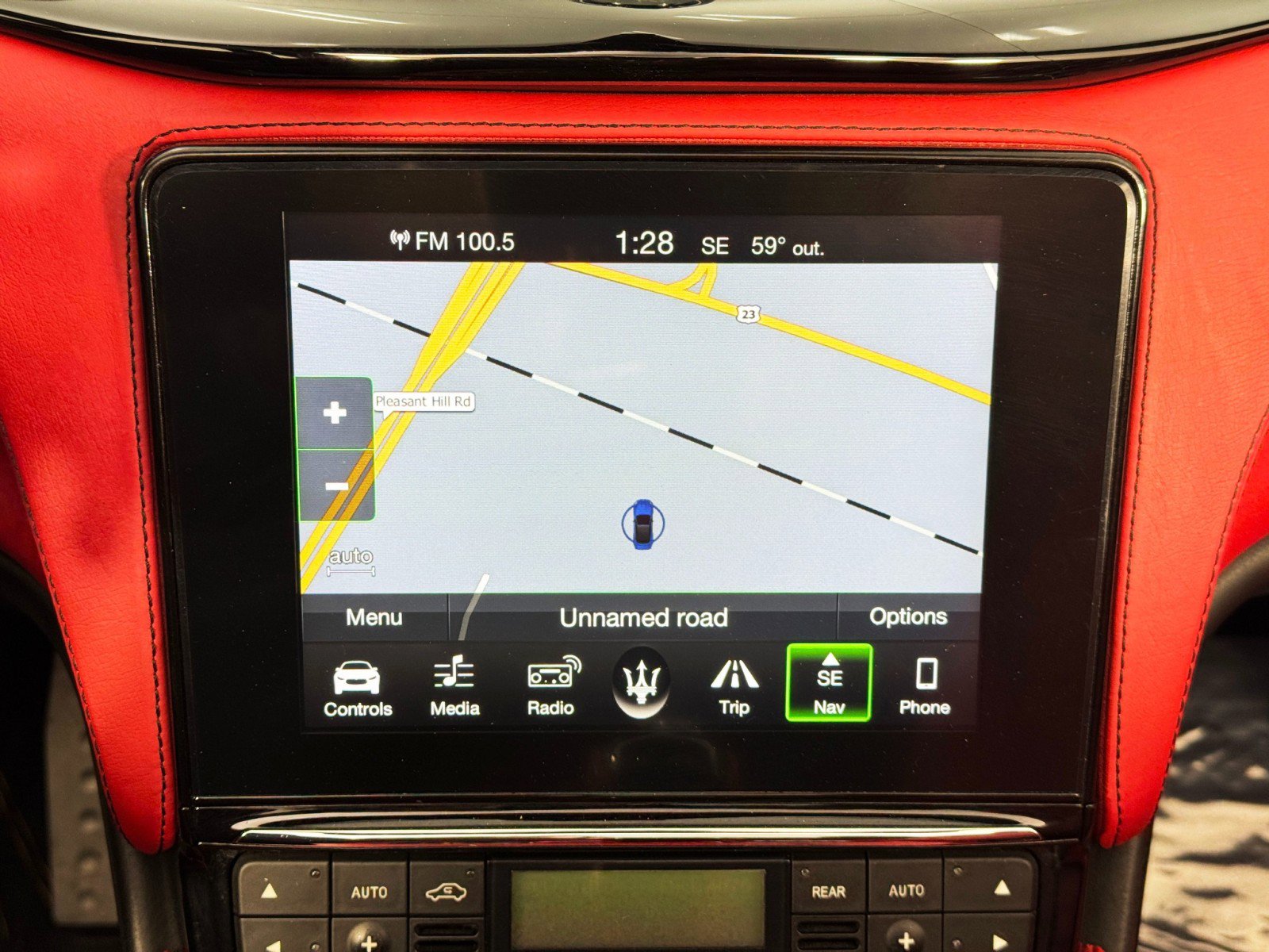 Used 2018 Maserati GranTurismo Sport image 25