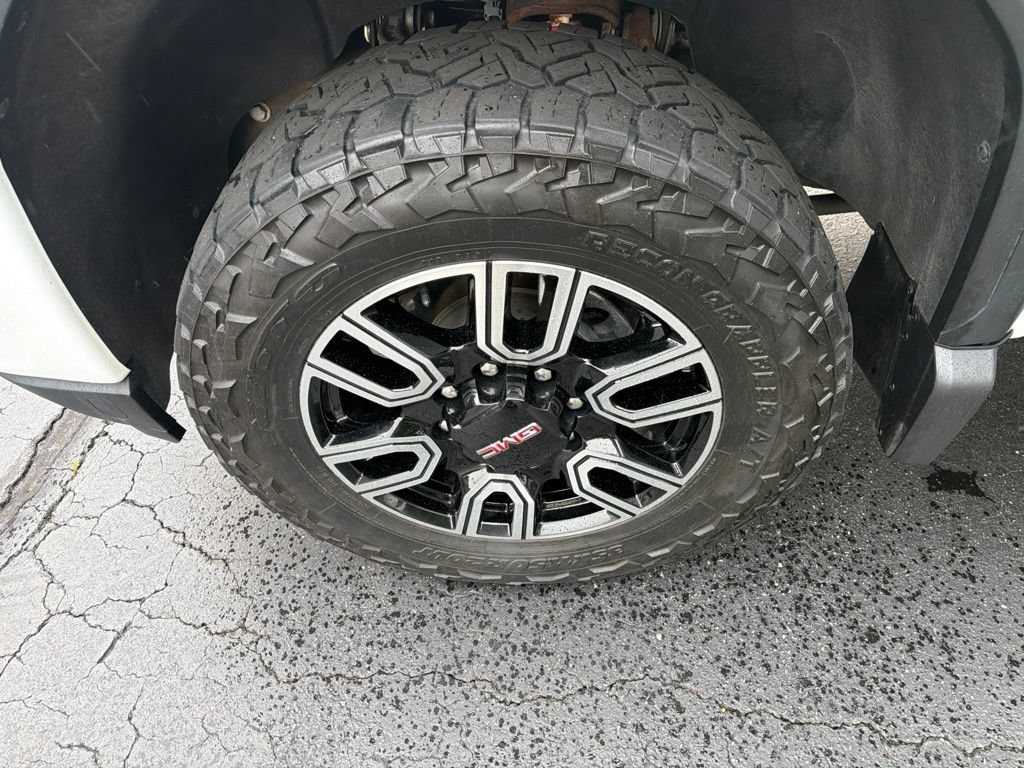 Certified 2022 GMC Sierra 2500 AT4 w/ AT4 Premium Plus Package AWD/4WD image 19