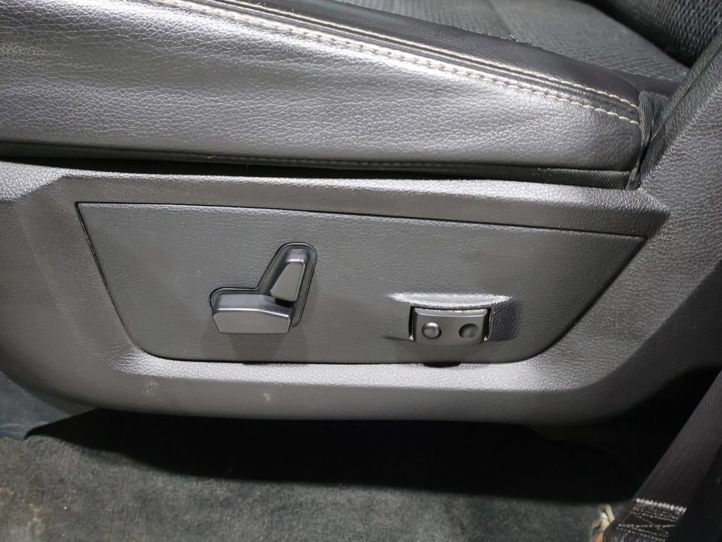 Used 2016 RAM 1500 Sport AWD/4WD image 12