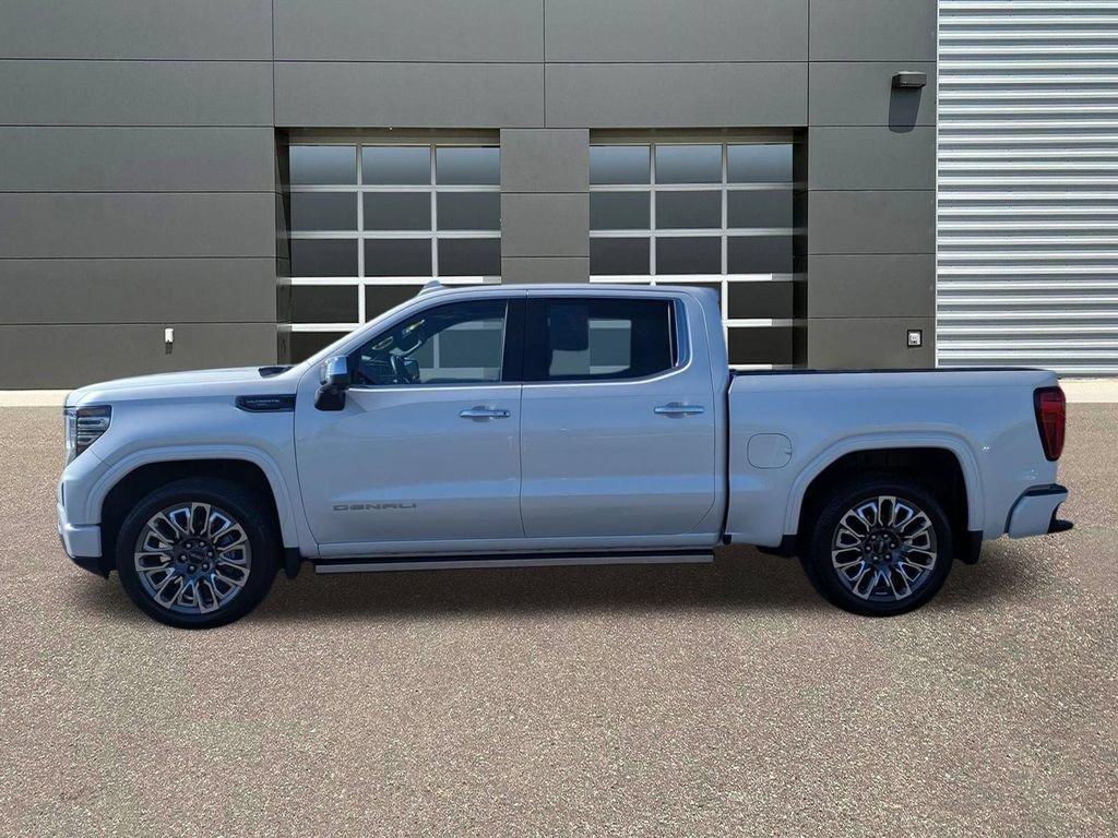 Used 2024 GMC Sierra 1500 Denali Ultimate AWD/4WD image 9