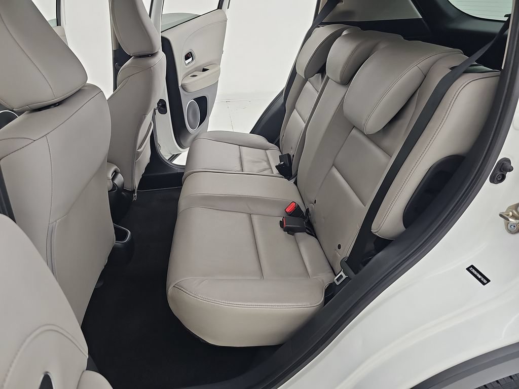 Used 2017 Honda HR-V EX-L image 17