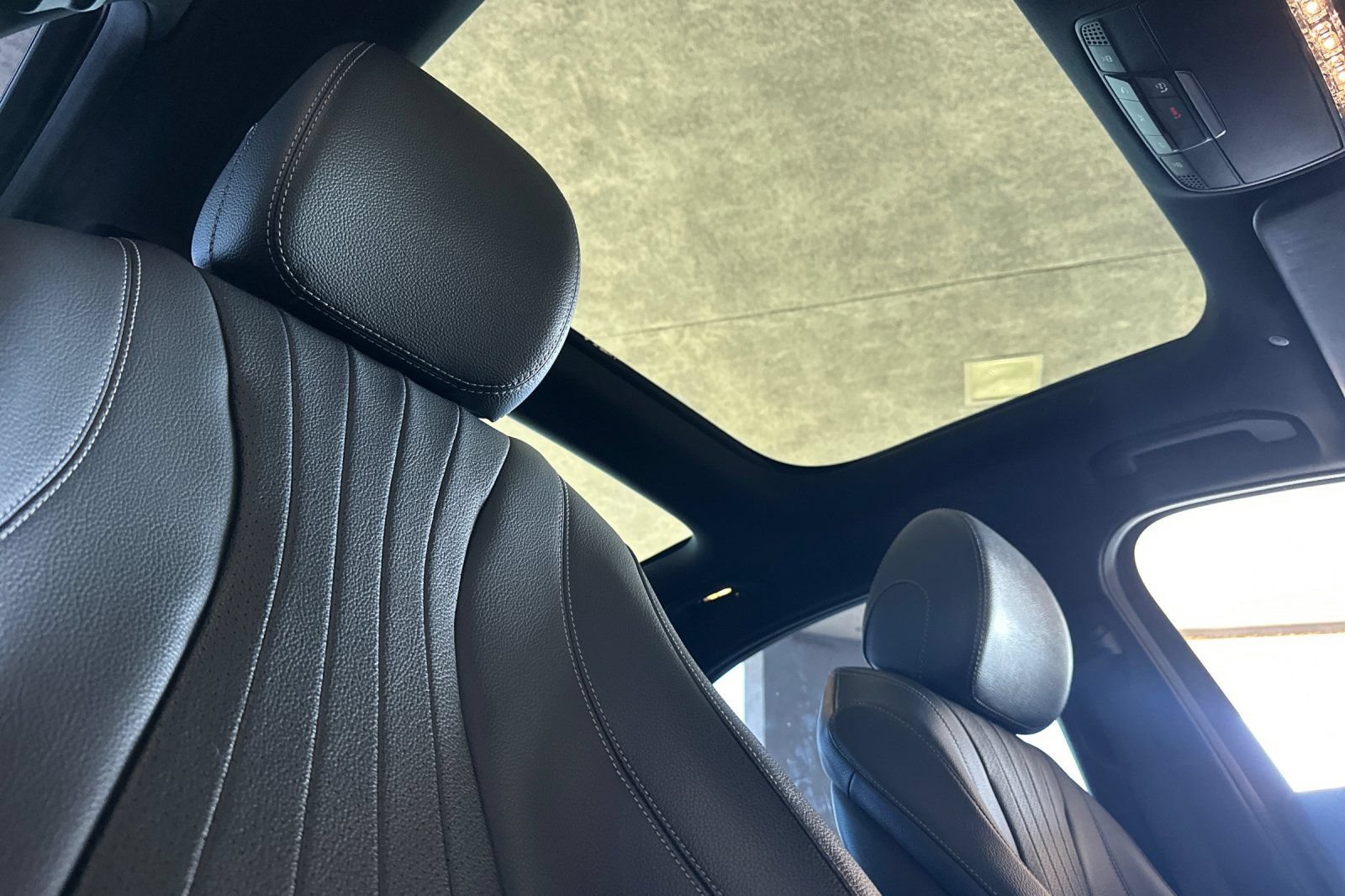 Used 2019 Mercedes-Benz E 300 w/ Premium 1 Package image 13