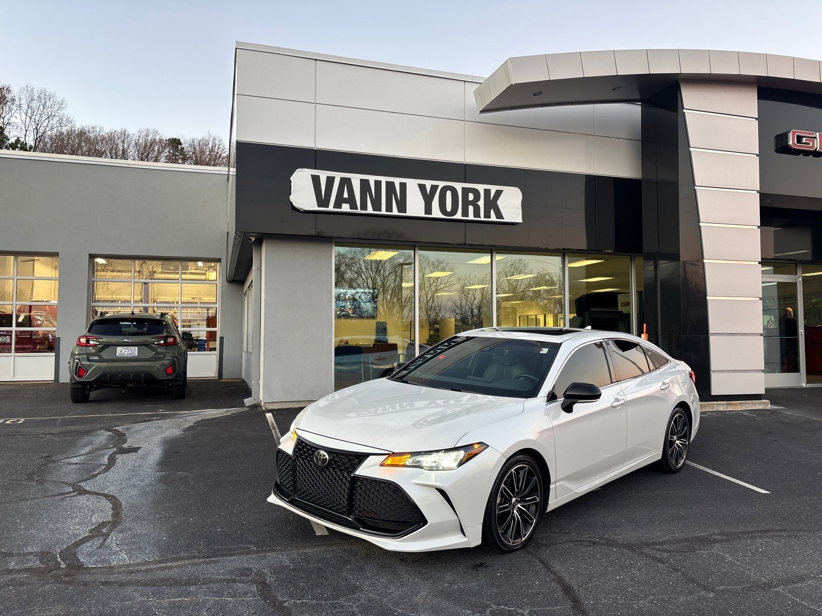 Used 2019 Toyota Avalon Limited