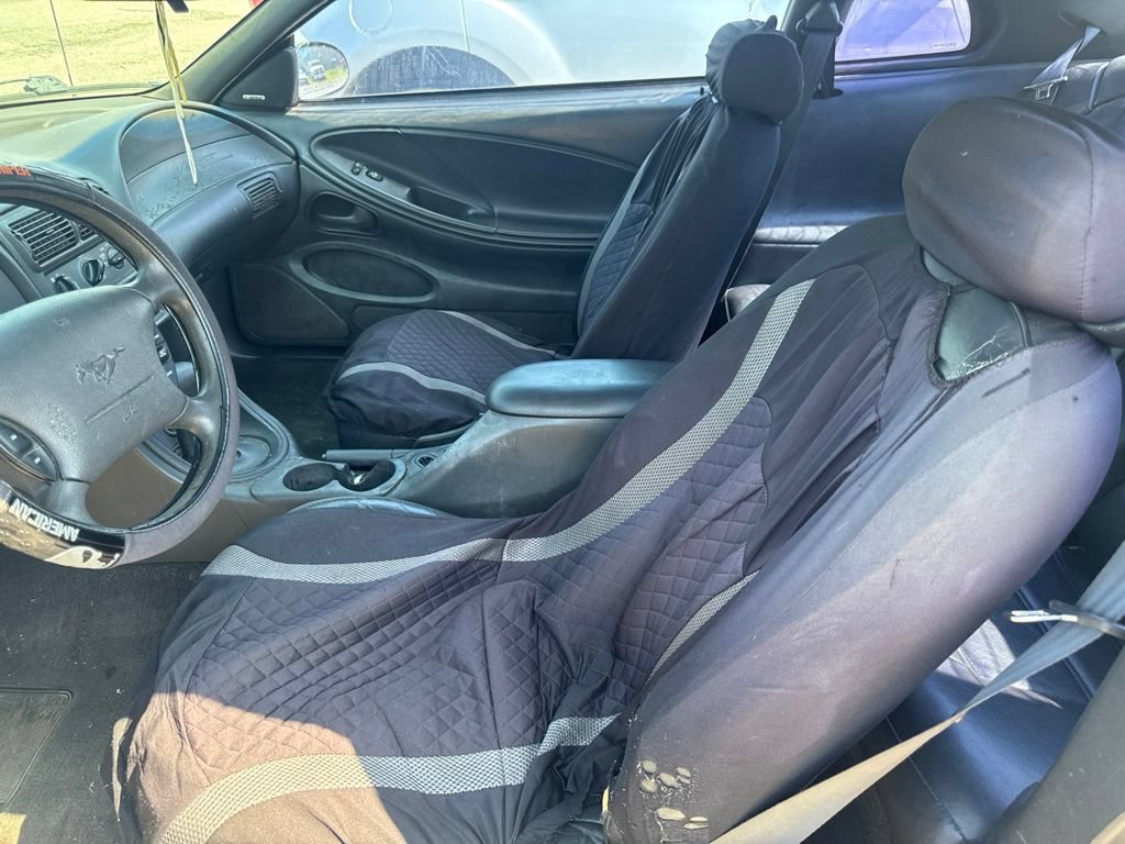 Used 2000 Ford Mustang Coupe RWD image 9