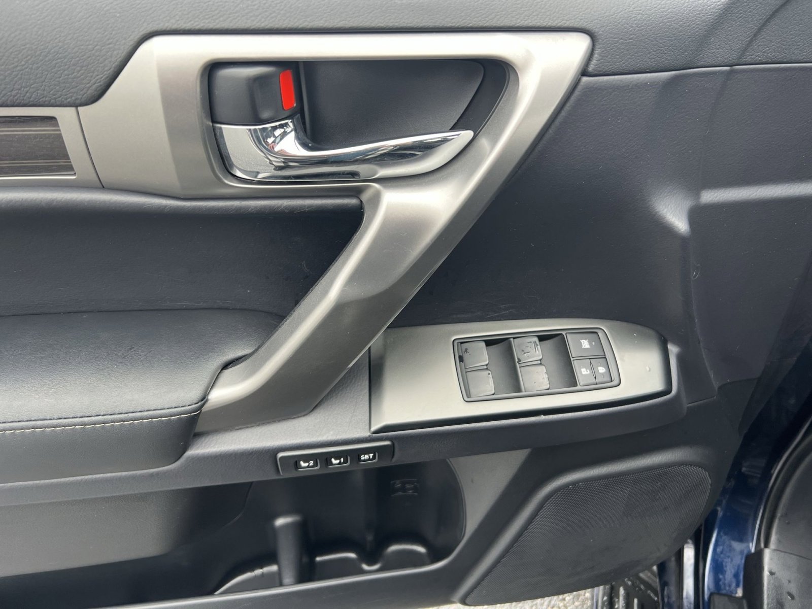 Used 2023 Lexus GX 460 Premium w/ Premium Package image 15