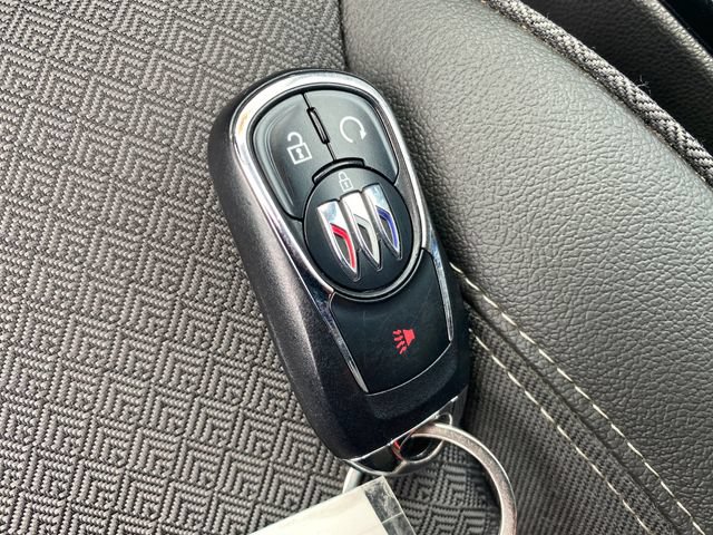 Used 2025 Buick Encore GX Preferred FWD image 23