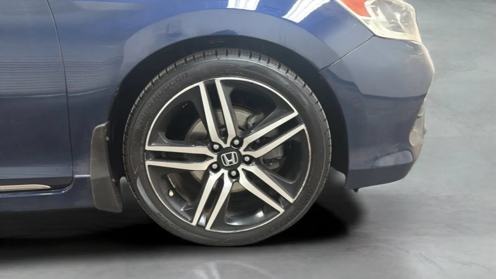 Used 2017 Honda Accord Sport Special Edition image 24