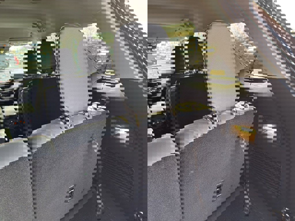 New 2026 Ford Explorer Active w/ Active Comfort Package image 8