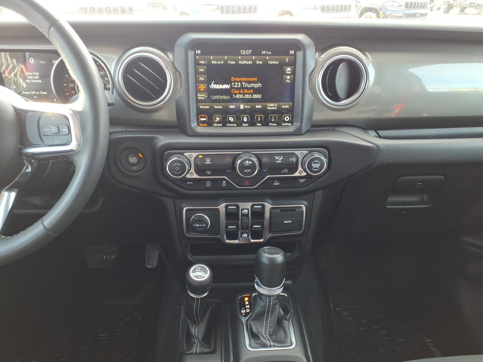 Used 2023 Jeep Gladiator Overland image 13