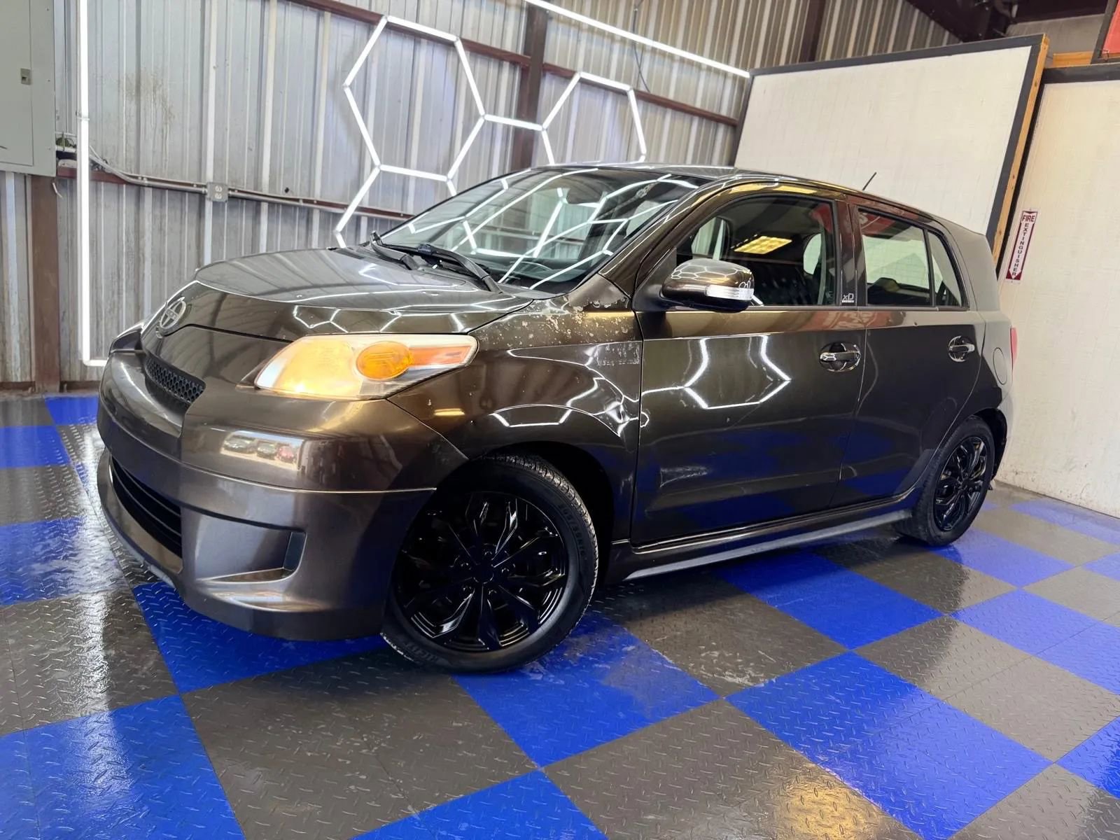 Used 2011 Scion xD Hatchback 4D image 13