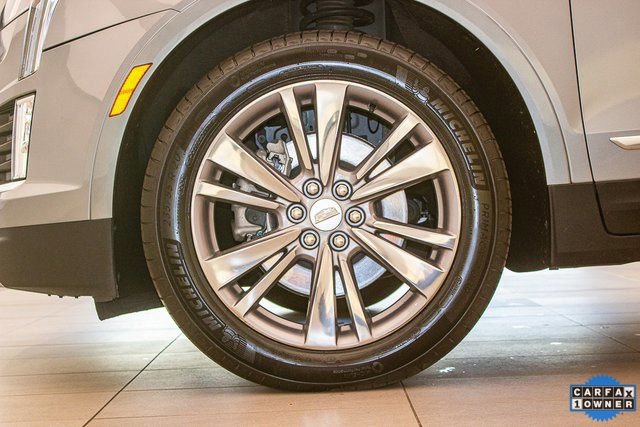 Certified 2025 Cadillac XT5 Premium Luxury image 9