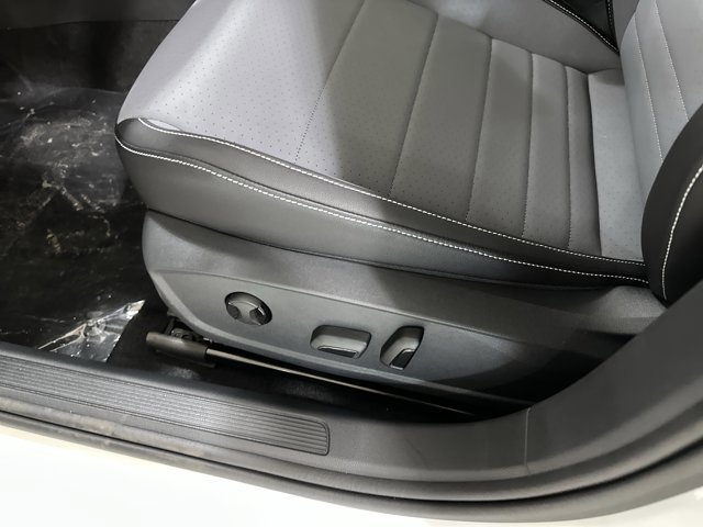 New 2026 Volkswagen Jetta SE image 16