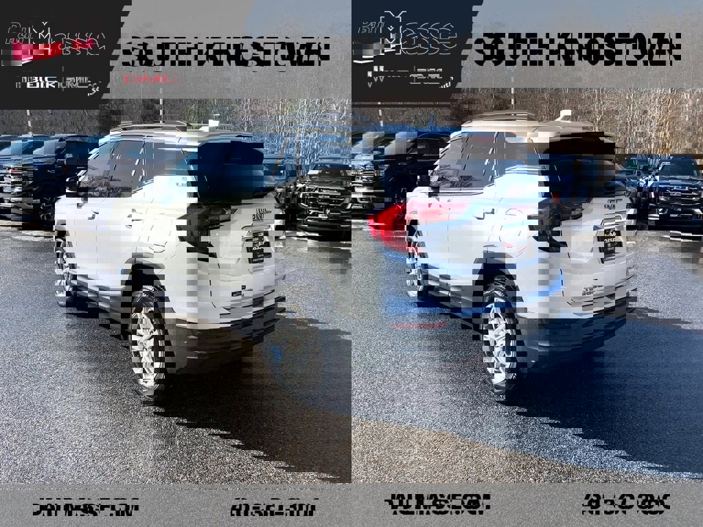 Certified 2020 GMC Terrain SLE w/ Driver Convenience Package image 2