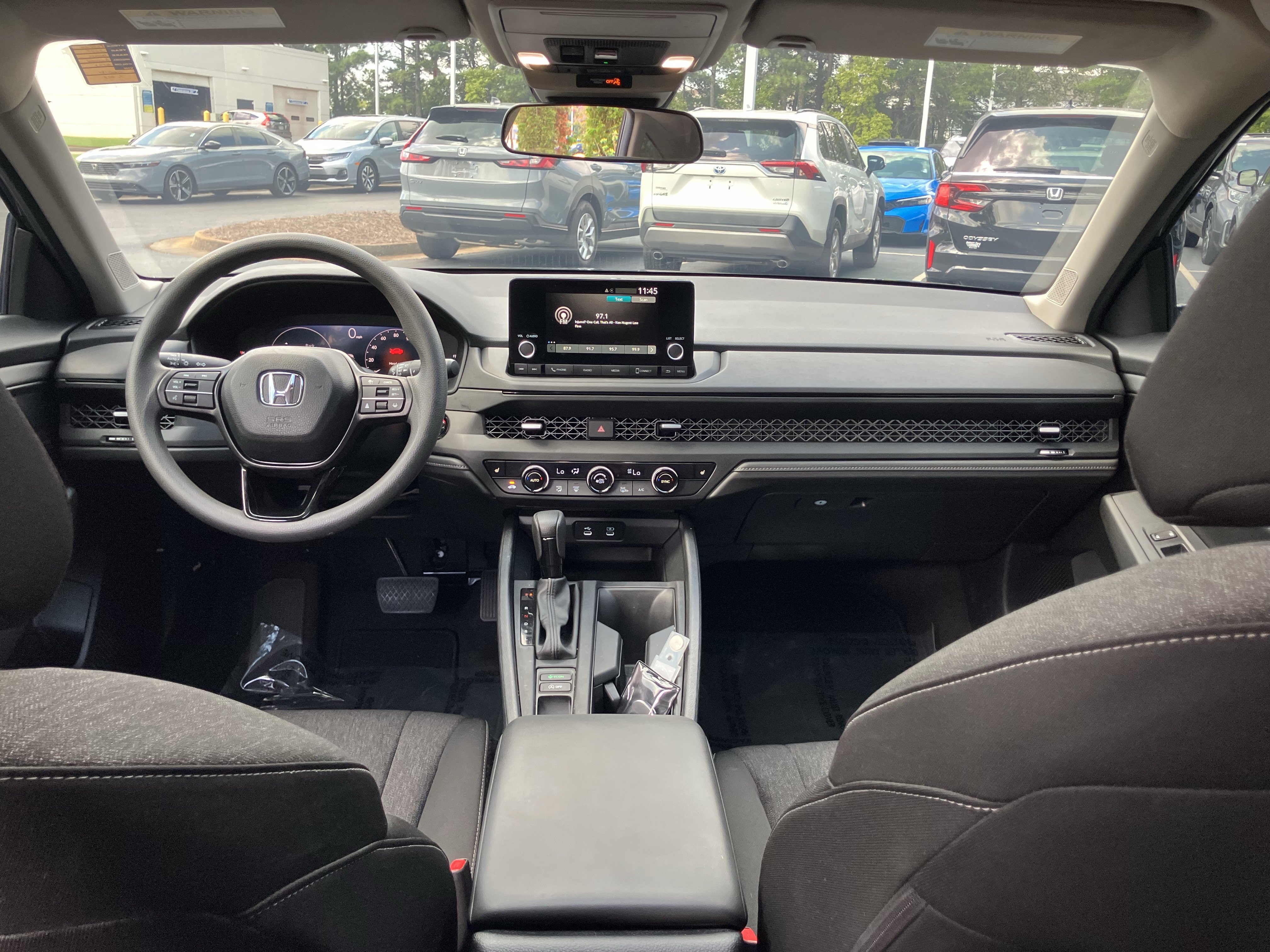 Used 2025 Honda Accord SE image 33