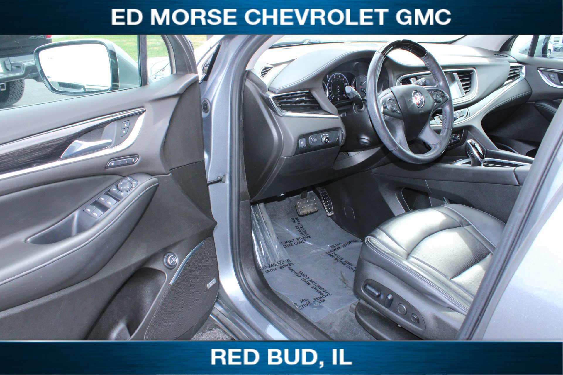 Used 2021 Buick Enclave Avenir w/ Avenir Technology Package FWD image 6