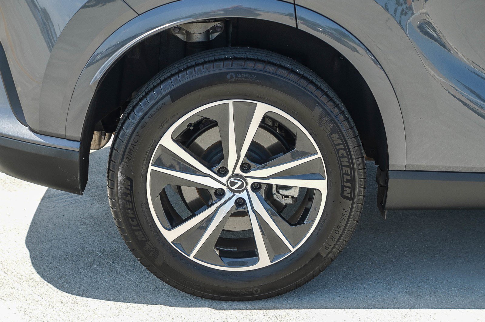 Used 2024 Lexus RX 350 FWD image 12