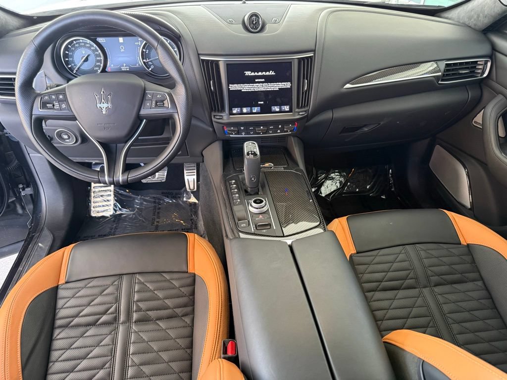 Certified 2024 Maserati Levante Trofeo AWD/4WD image 18